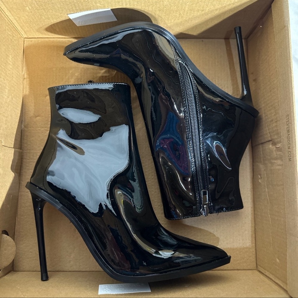 Steve Madden Valley Black Patent Heeled Boot New Woman’s Shoes - Picture 6 of 6
